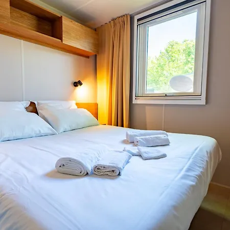 L'oyat Du Bonheur-mobil-home Dans Un 4 Etoiles